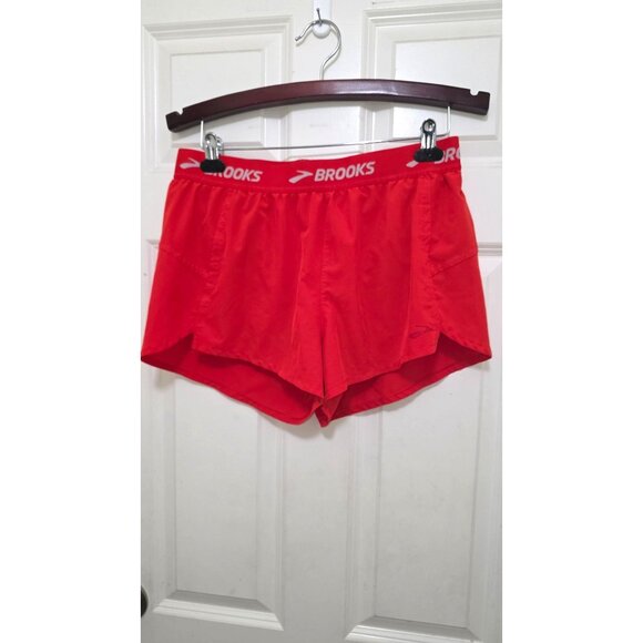 Brooks Women's Red Athletic Running Shorts Elastic Waistband & Inner Pocket Size - Picture 2 of 8